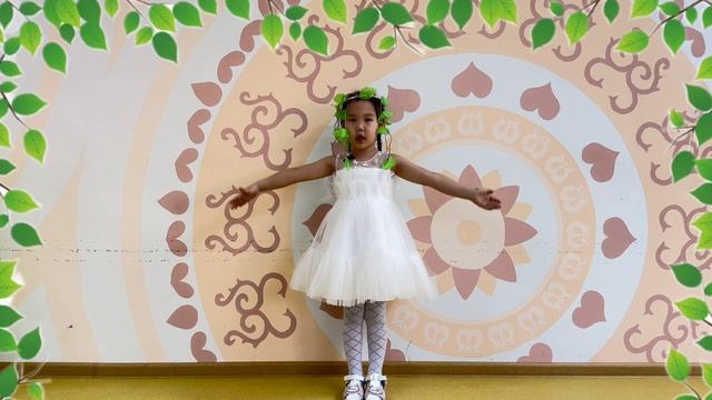 Е.И Попова-Айыына «Хатыҥ