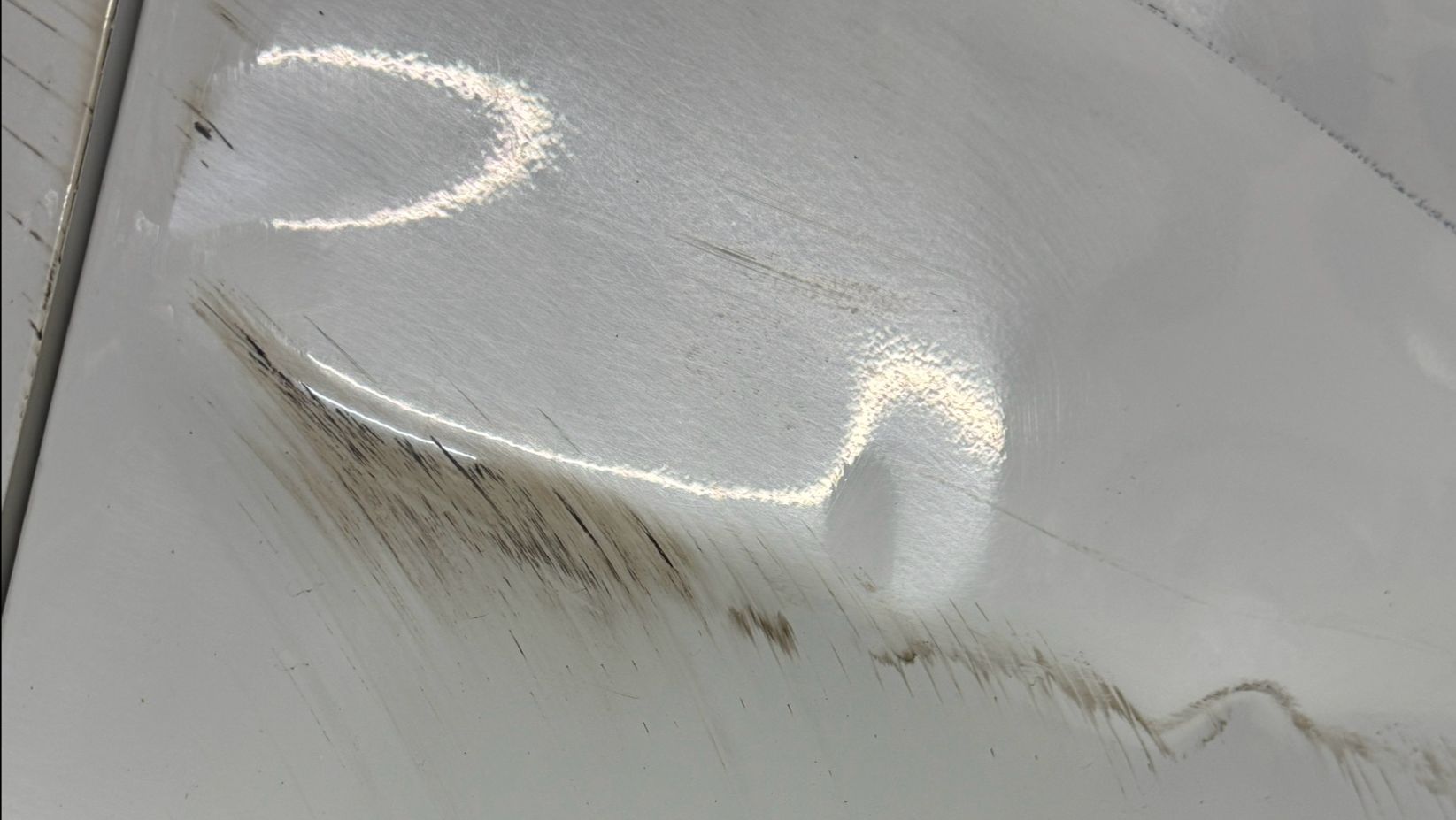 Ремонт вмятин на Lada Vesta без покраски