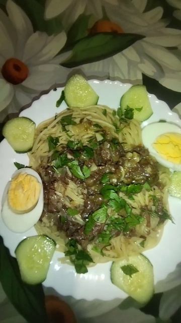 спагетти с Тушëнкой