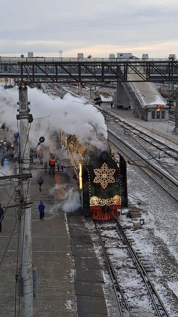 ПАРОВОЗ ДЕДА МОРОЗА.