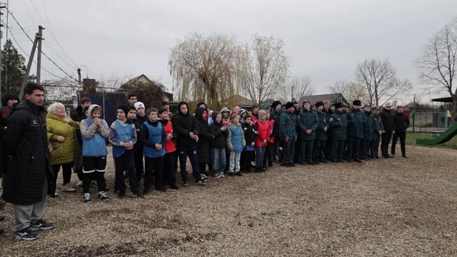 В Старой Станице открыли новую универсальную спортивно-игровую площадку