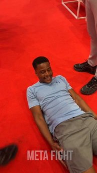 Экс-боец UFC Тилл ЗАДУШИЛ фаната ДО ОТКЛЮЧКИ