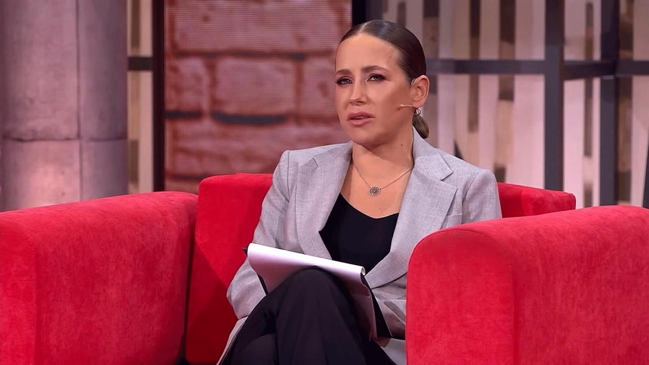 "Это отвратительно" - Юлия Барановская возмутилась поведением юриста, пытающейся отобрать внучку ...