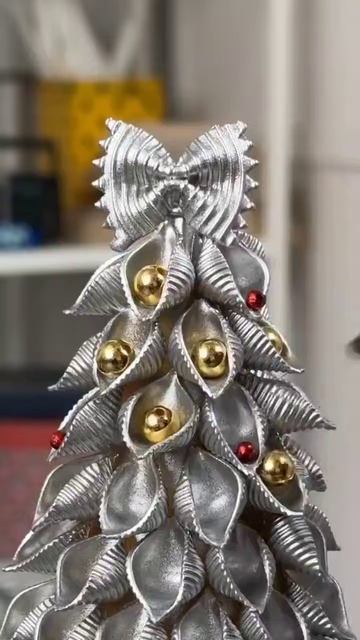 Ёлка из макоронных изделий