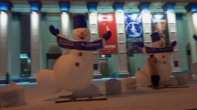 шикарный театр и ёлка