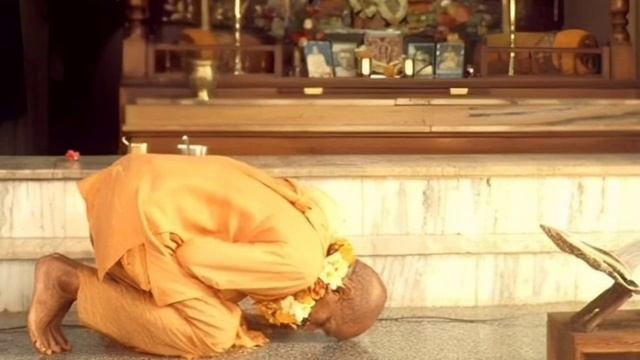 Утренняя прогулка Шрилы Прабхупады 13.12.1973, Лос-Анжелес. Негодяи не знают, кто хозяин всего.