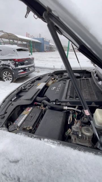 2011 TOYOTA LAND CRUISER 200