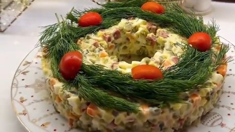 Салат «Московский»...🥗🎄😋 Рецепт ⤵️