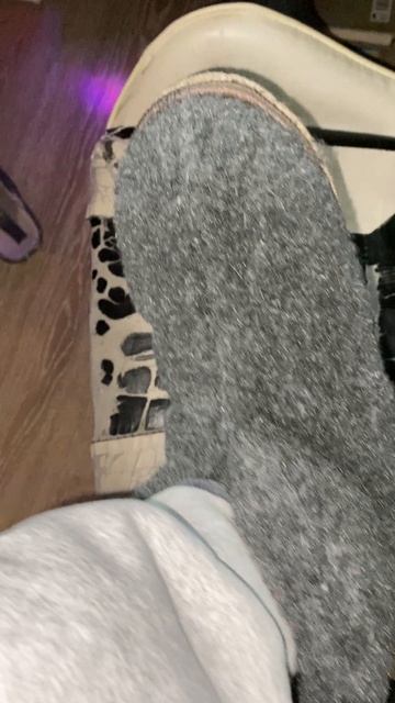 ЧУНИ ТЁПЛЫЕ ИЗ ОВЕЧЬЕЙ ШКУРЫ С ЯНДЕКС МАРКЕТА! ВПЕРВЫЕ ТАКОЕ СЕБЕ ПРИОБРЁЛ!ОБЗОР УЖЕ НА КАНАЛЕ!