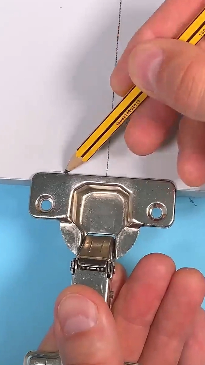 Разметка мебельных петель