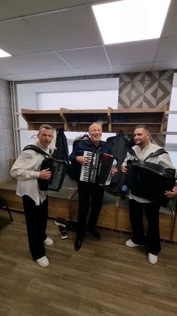 "Коля-Николай"