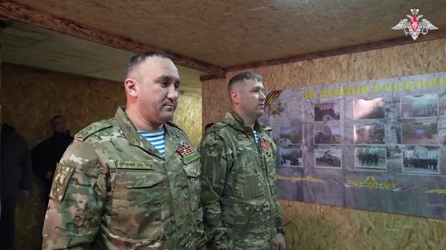 Гвардейцам-десантникам из Бурятии вручили госнаграды за подвиги в Курской области