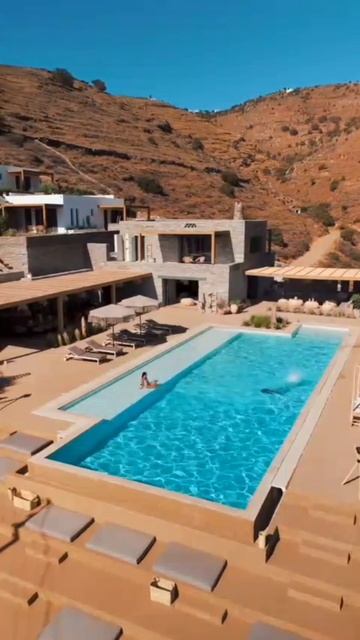 Ни одно кофе не обходится без этого трека. Пчела — Кофе без сахара ⁨@pchela-music⁩  #пчела #кофе