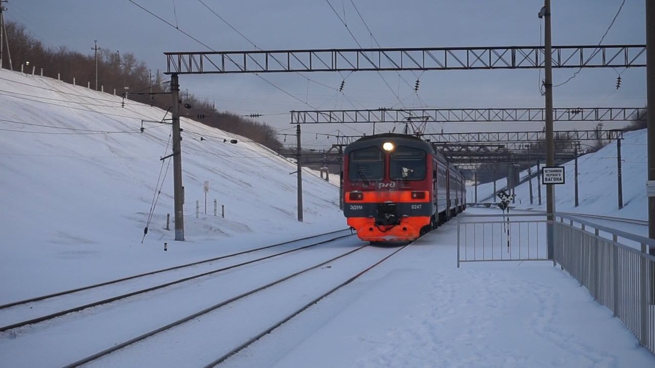 Электропоезд ЭД9М-0247