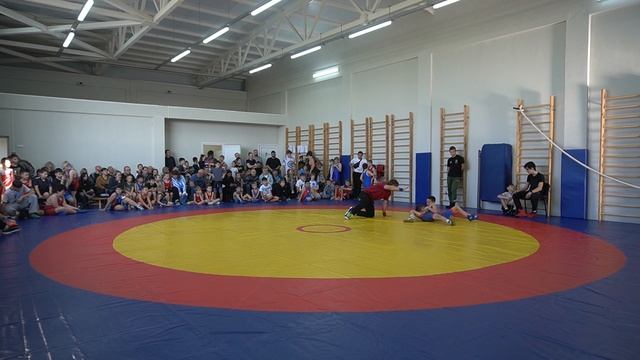 ГРБ. 2016-2018 г.р. Вес 32 кг. 1/4 финала Афанасов Матвей (Новопокровская)-Копица Семён (Армавир)