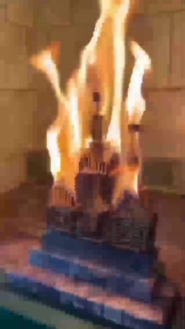 🔴Кастрюлеголовые. Перемога – сжечь макет МГУ и радоваться. Какая современная плита у хохлушки😂🔴