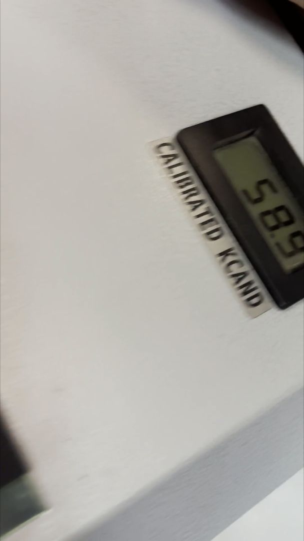 58.9 кило люксов в не родных фарах Ховер H5 BI LED AOZOOM K7