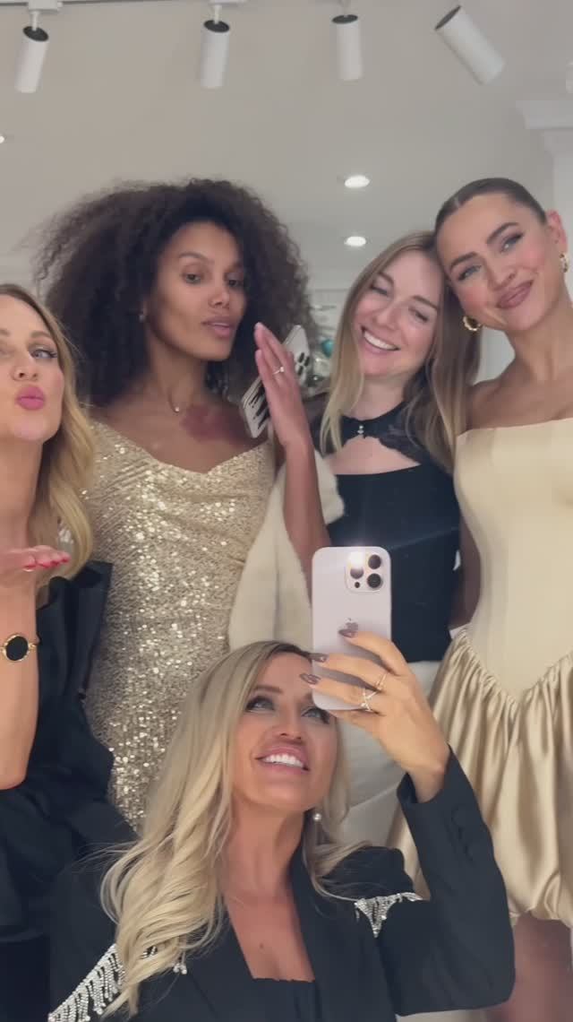 Волшебный предновогодний вечер в Москве💫 Благодарим всех, кто разделил этот день с нами😍❤️