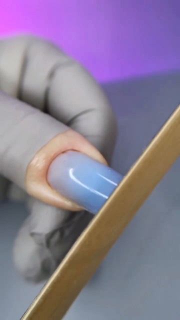 Ледяные руны на кончиках пальцев❄️ Холодная магия для коротких ногтей #короткиеногти #матовыйманикюр