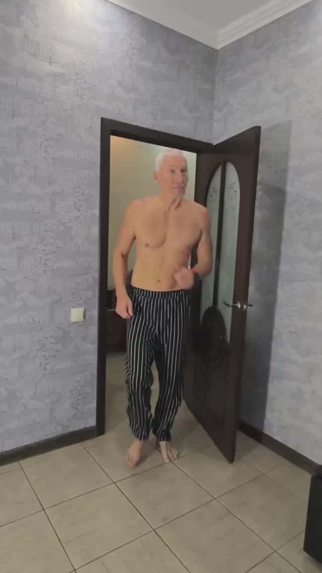 Расслабляем плечи! Убираем зажимы в позвоночнике! Снова 25 ❤️