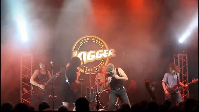 Easy Dizzy -  Hell Ain't A Bad Place To Be