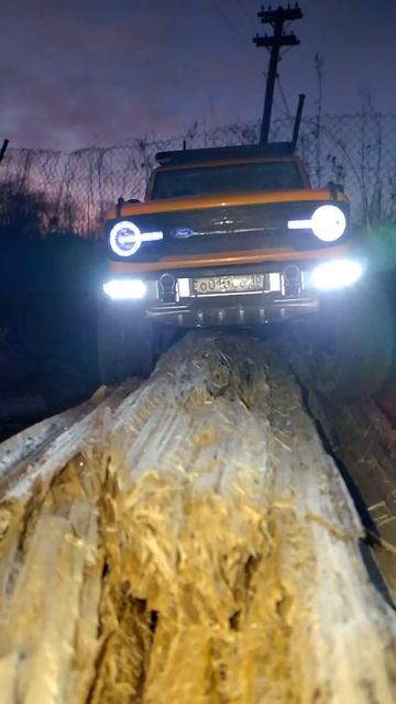 HB R1001 Beluga Ford Bronco #rctrophy #hbr1001 #beluga