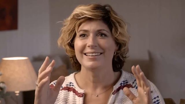 Чудесный монолог о песне ＂Вишневый цвет＂ с русским пере