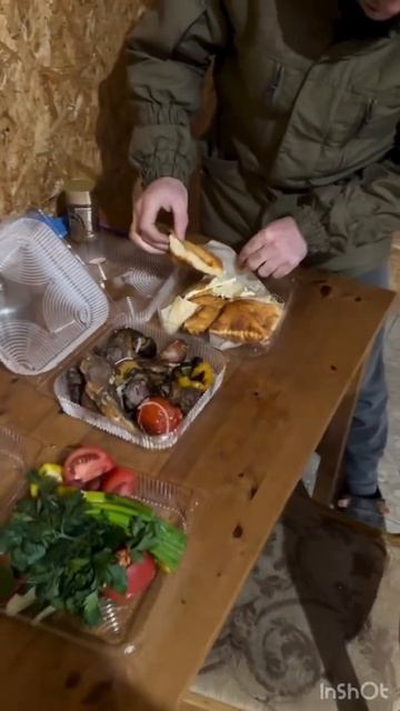 Лучший обед: Хлеб и Майонез #туи #ёлки #дизайнучастка #ландшафтныйдизайн #озеленение #ландшафт