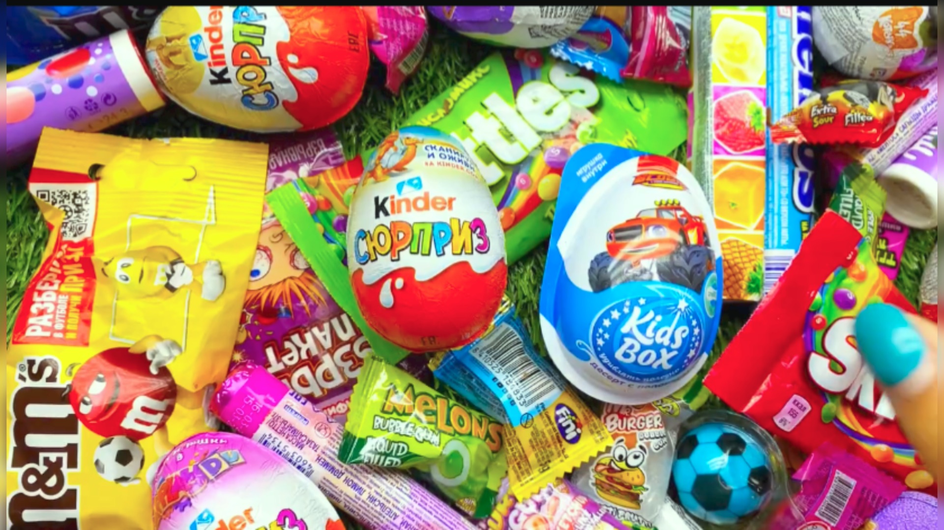 Yummy Kinder Joy Chocolate, Kinder Surprise Candy opening video ASMR Videos11