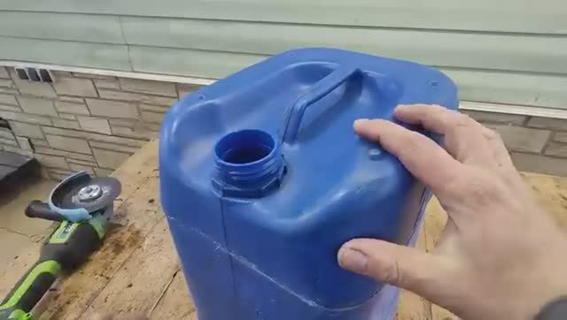 5 полезных идей из пластиковых канистр Не выбрасывай пустые канистры.