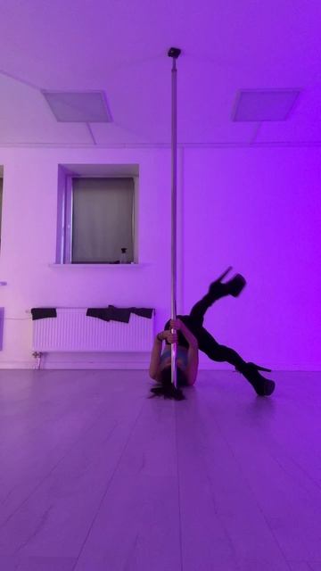 Одна ситуация меня навеяла на пост….
Есть люди, которые считают, что Pole Dance - это что-то на ст