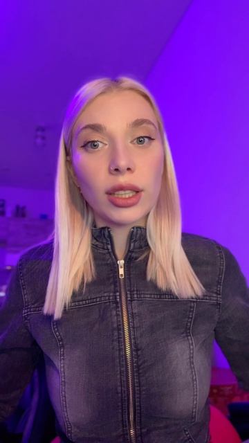 А как вы включаете музыку?)