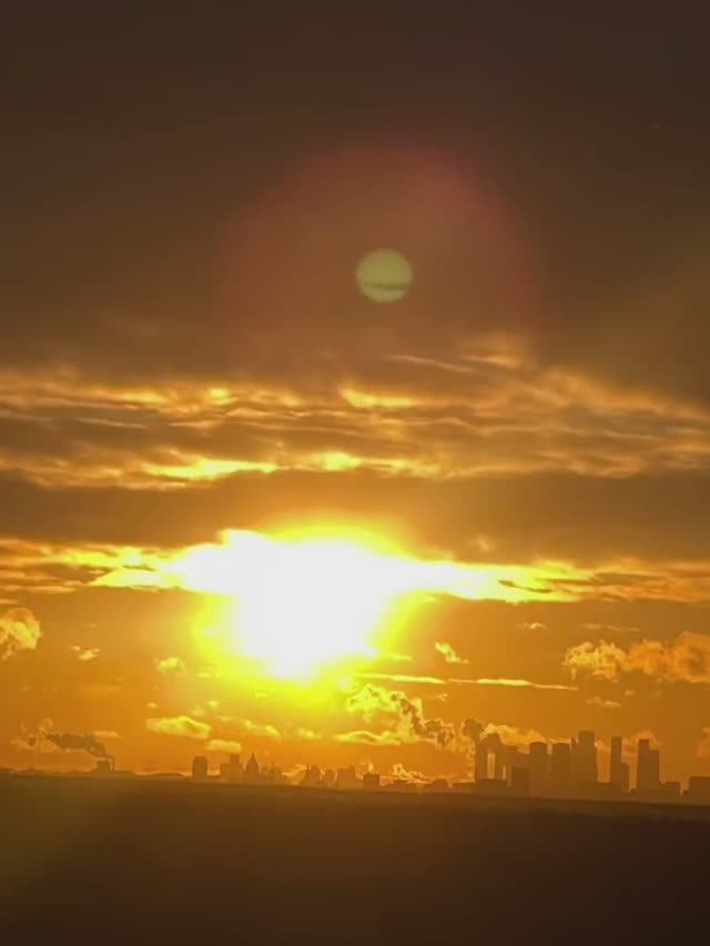 Не нарадуюсь солнцу