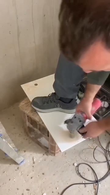 Видео от Делай Сам | Ремонт и Стройка