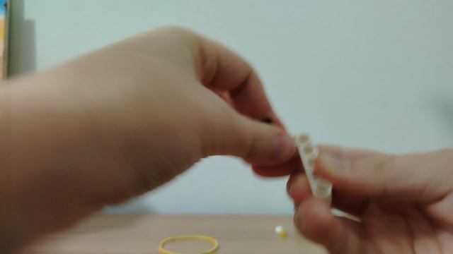 Как сделать мини-пистолет стреляющий резинками