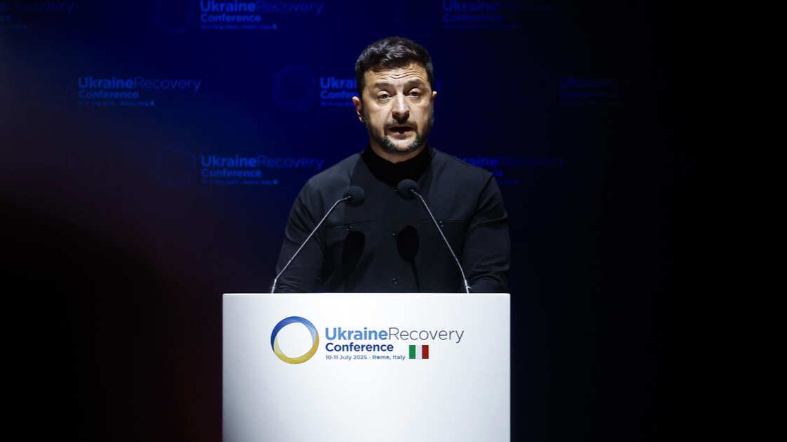 FT: Зеленский сообщил о готовности отказаться от вступления в НАТО