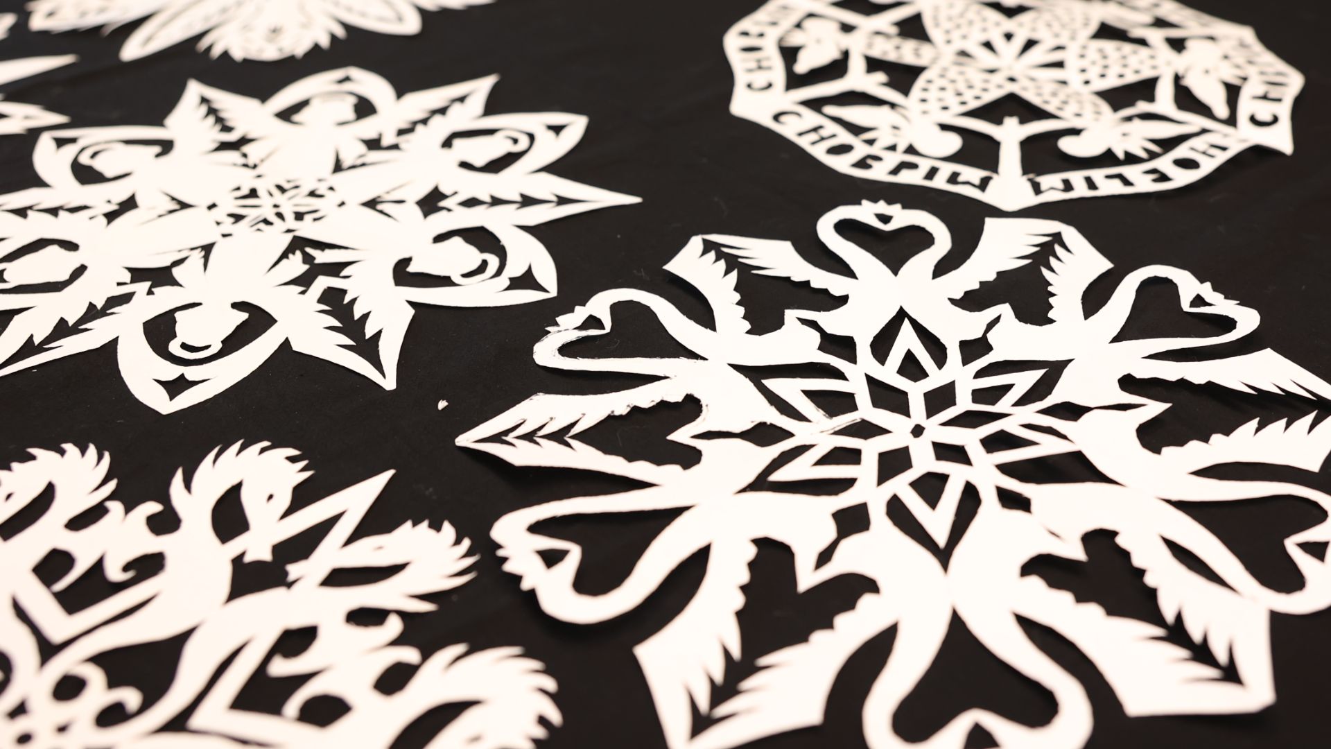 МК по вырезанию снежинок