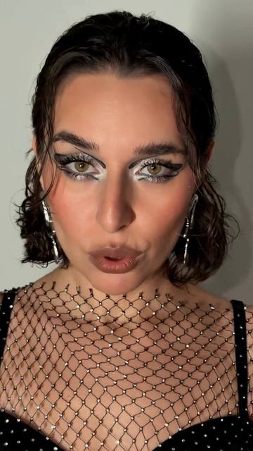 Когда сказали: без макияжа лучше! Хм…