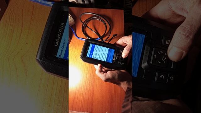 Смена частоты на эхолоте GARMIN STRIKER VIVID 4CV в режиме CLEARVU