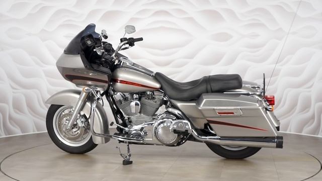 Harley-Davidson Road Glide vin 5HD1FS4177Y692357