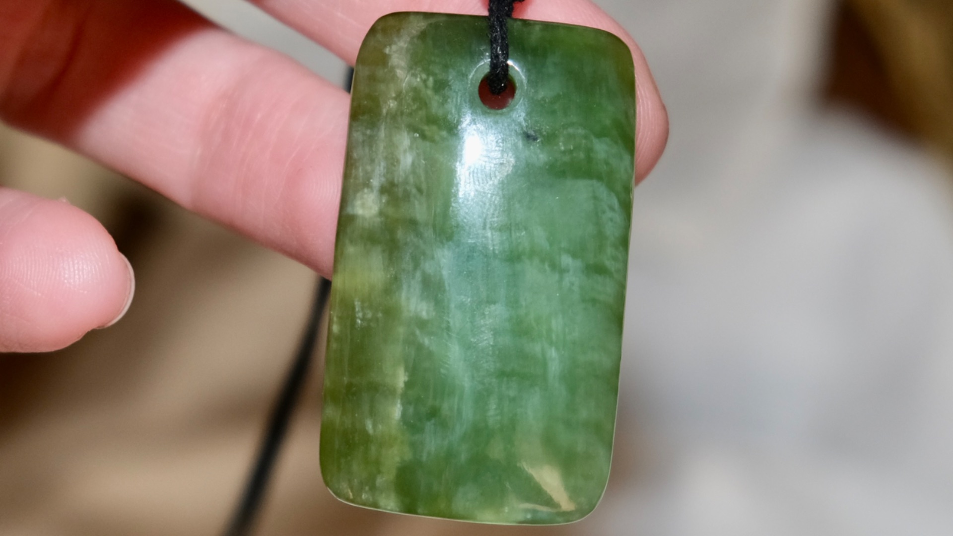 Нефрит подвес (7 жила сибирский нефрит)