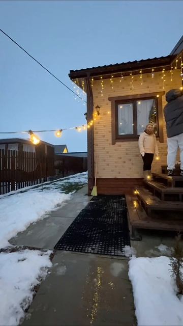 Ретро гирлянда, которая подходит и для дома, и для улицы. Станет необычным украшением к Новому году