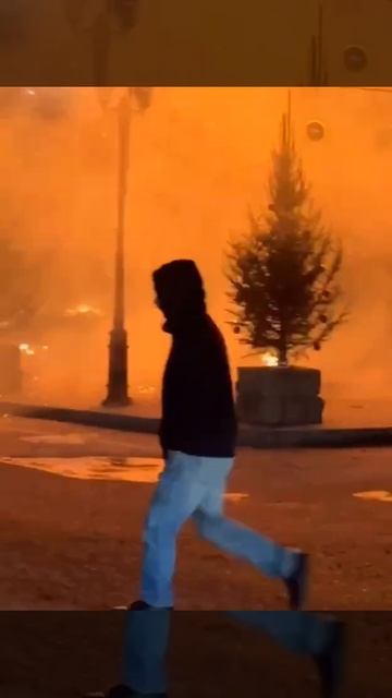 🔥Сильный пожар в Подмосковье – горит местное кафе в Тучково🔥