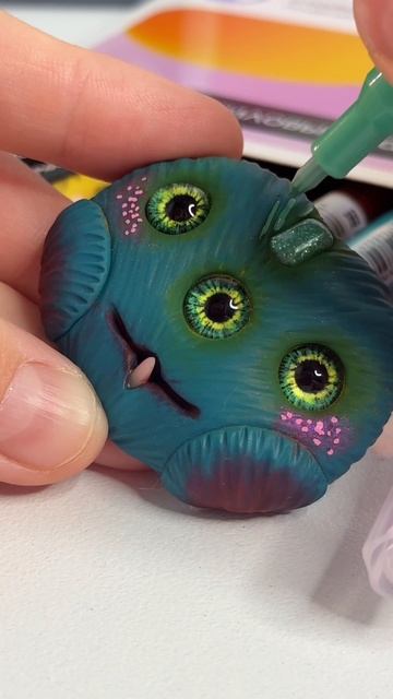 Рисую узоры на мордашке