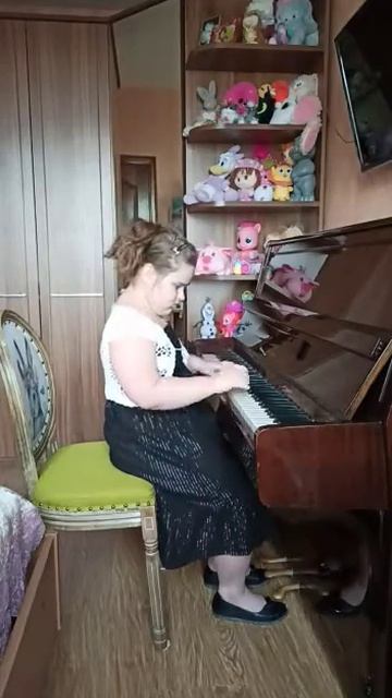 Менуэт Бах-Петцольд фортепиано. ДШИ им. Баха 1 класс