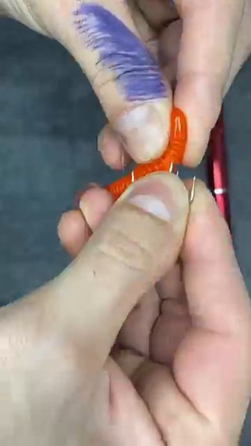 Оснащение мягкой приманки тройником