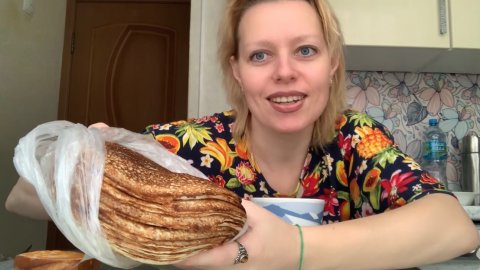 На мукбанг блинчики 🥞 и музыкальный суп