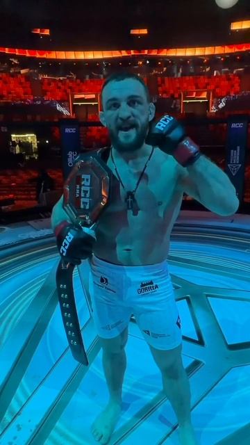 🗣️Влад Белаз сразу после своей победы на Петросяном!