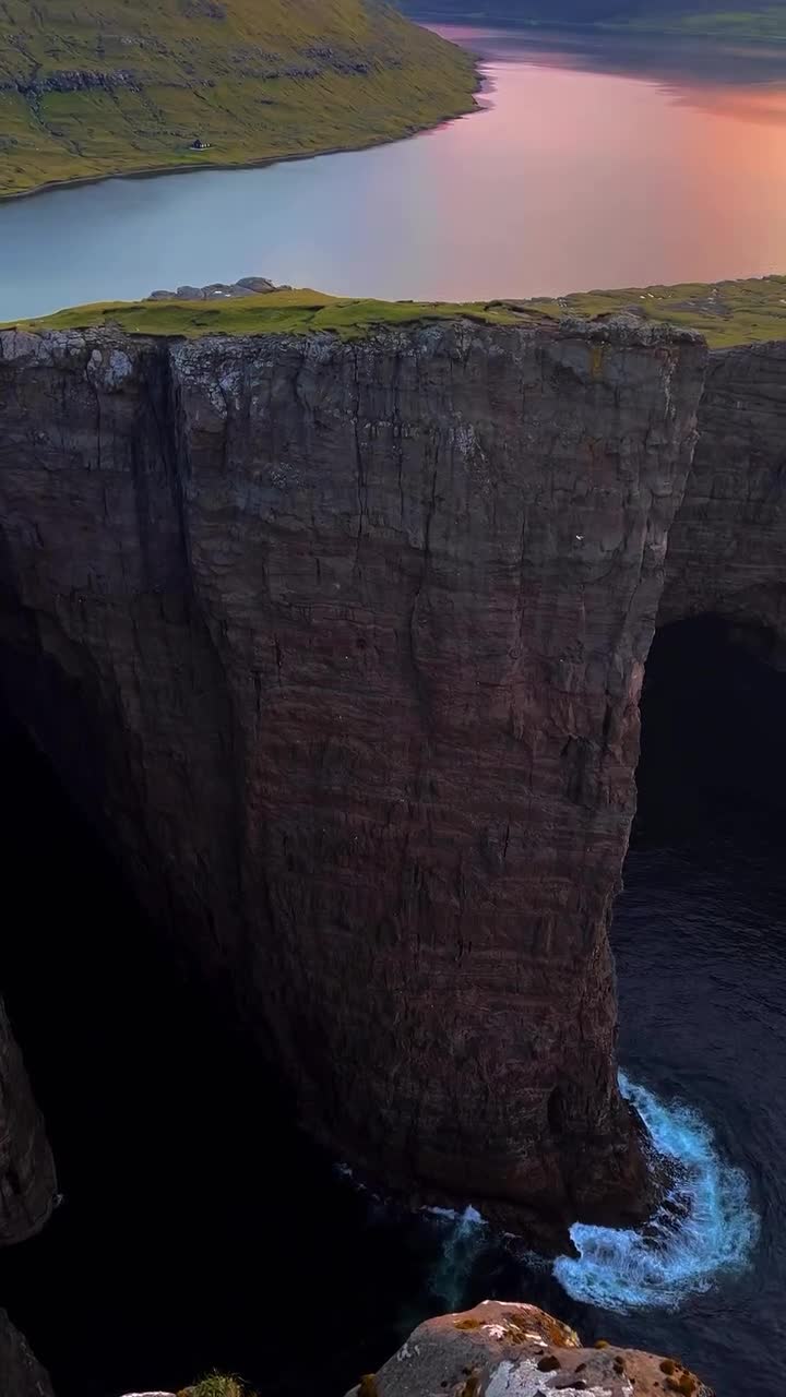 Подпишись 👉 https://kamennyi-zver.ru/