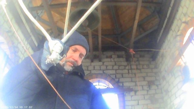 Колокольный трезвон по завершении Божественной Литургии 14 декабря 2025